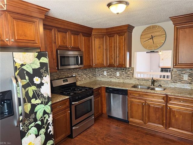 775 Hecate DR, Virginia Beach, VA 23454