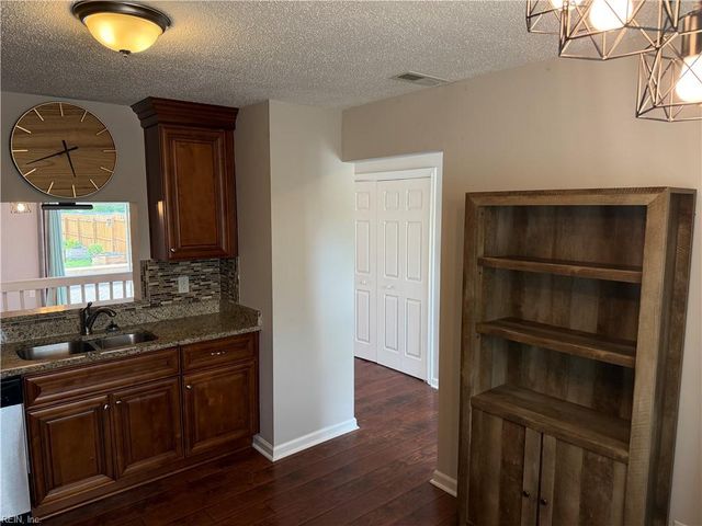 775 Hecate DR, Virginia Beach, VA 23454
