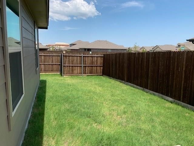 814 Rustic Meadows Trail, Princeton, TX 75407