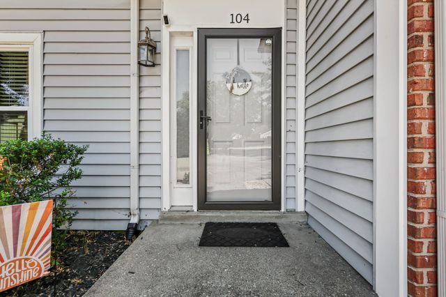 104 Carriage Pl, Clarksville, TN 37042