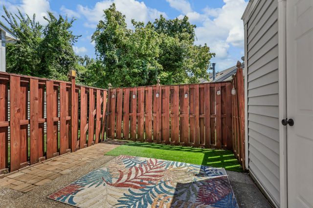 104 Carriage Pl, Clarksville, TN 37042