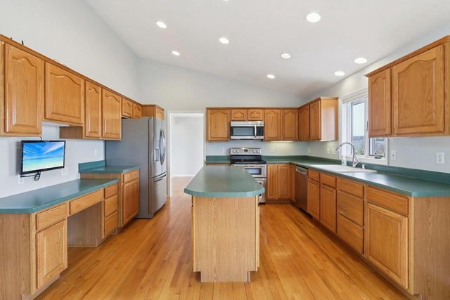 8580 Stonebrook Circle, Middleton, WI 53562