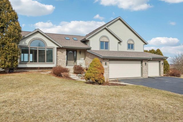 8580 Stonebrook Circle, Middleton, WI 53562