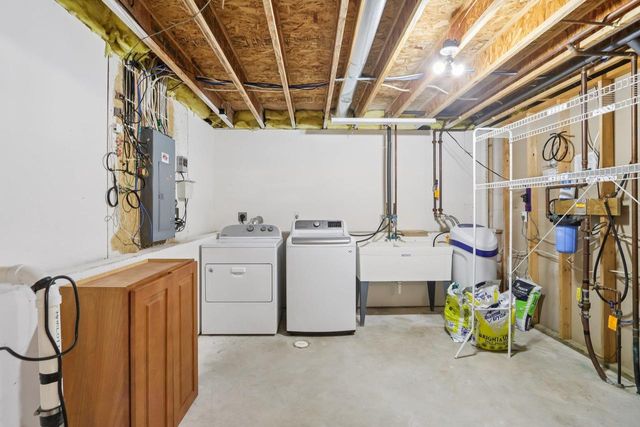 8580 Stonebrook Circle, Middleton, WI 53562