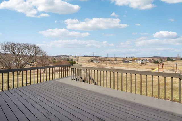 8580 Stonebrook Circle, Middleton, WI 53562