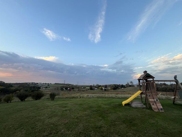8580 Stonebrook Circle, Middleton, WI 53562