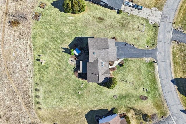 8580 Stonebrook Circle, Middleton, WI 53562