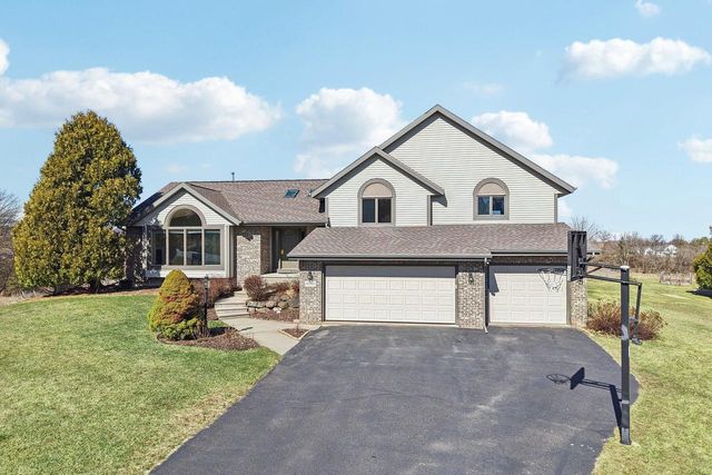 8580 Stonebrook Circle, Middleton, WI 53562