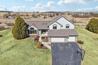 8580 Stonebrook Circle, Middleton, WI 53562
