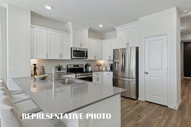 5219 Legacy Street, Haltom City, TX 76117