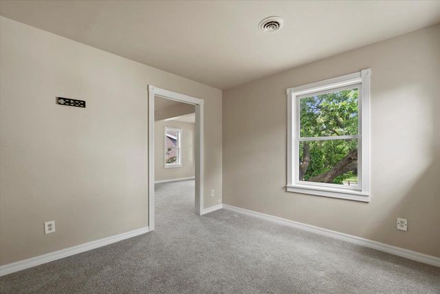 2928 S 48TH STREET, Milwaukee, WI 53219