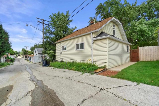 2928 S 48TH STREET, Milwaukee, WI 53219