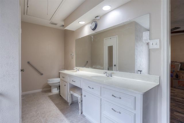 88 Wood Lodge Drive, Huntsville, TX 77320