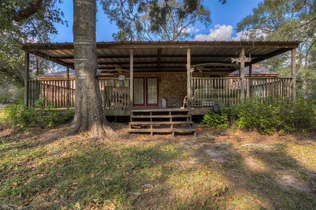 88 Wood Lodge Drive, Huntsville, TX 77320