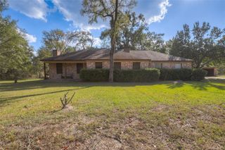 88 Wood Lodge Drive, Huntsville, TX 77320