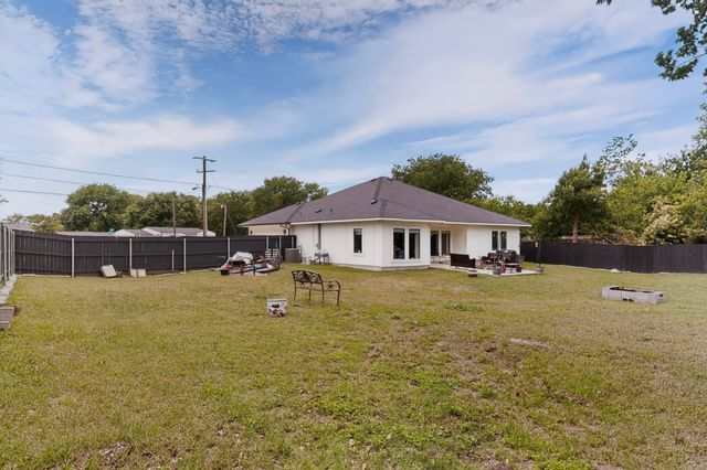 115 Dunlap Street, Waxahachie, TX 75165