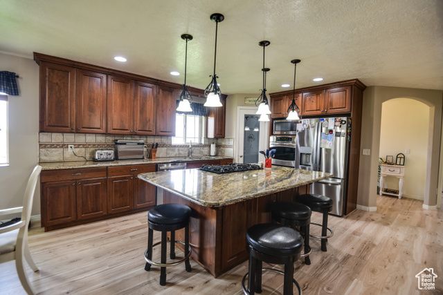 140 W 100 S, Manderfield, UT 84713