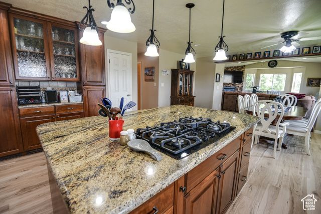 140 W 100 S, Manderfield, UT 84713