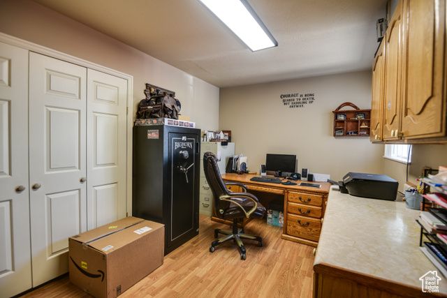 140 W 100 S, Manderfield, UT 84713