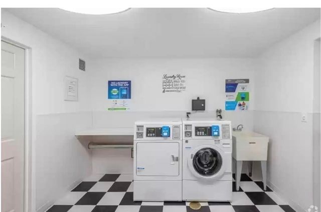 2 Ocean 701, Revere, MA 02151