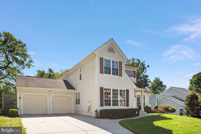 13452 LAKE SHORE DR, Herndon, VA 20171