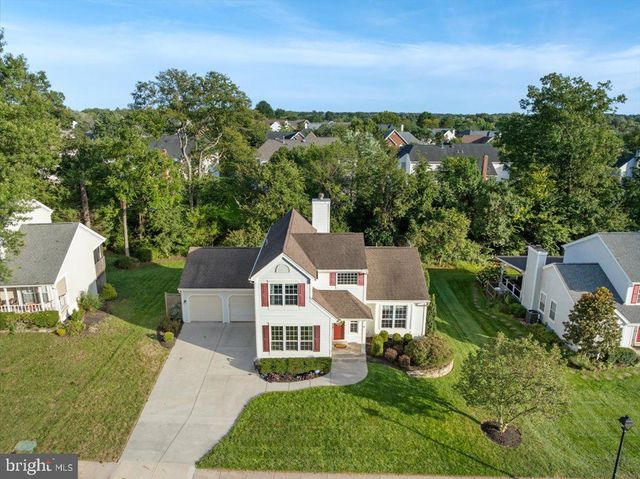 13452 LAKE SHORE DR, Herndon, VA 20171