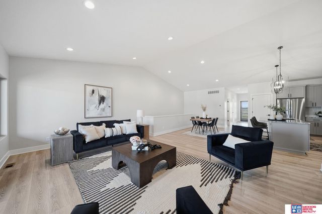 9132 Lucena Drive, Lincoln, NE 68520