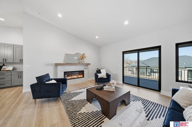 9132 Lucena Drive, Lincoln, NE 68520