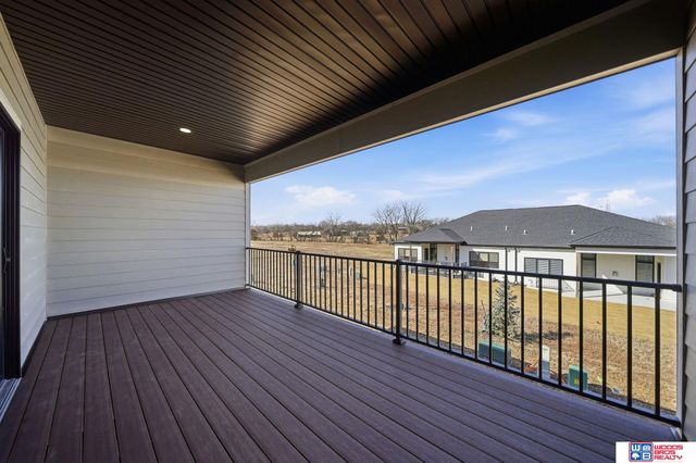 9132 Lucena Drive, Lincoln, NE 68520