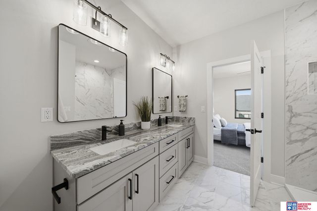 9132 Lucena Drive, Lincoln, NE 68520