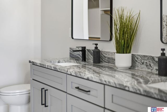 9132 Lucena Drive, Lincoln, NE 68520