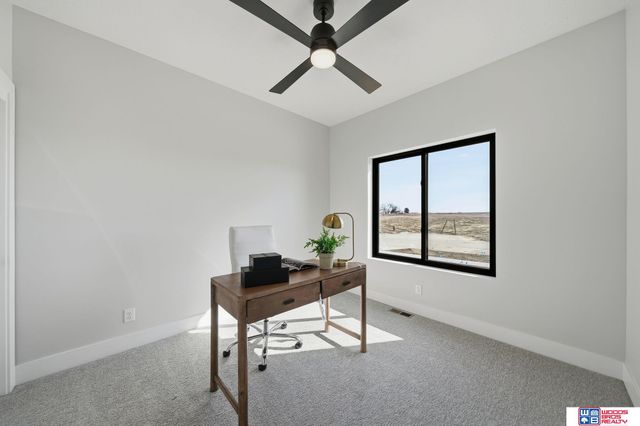 9132 Lucena Drive, Lincoln, NE 68520