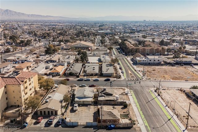 203 North 13th Street, Las Vegas, NV 89101