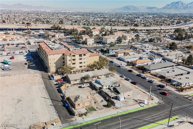 203 North 13th Street, Las Vegas, NV 89101