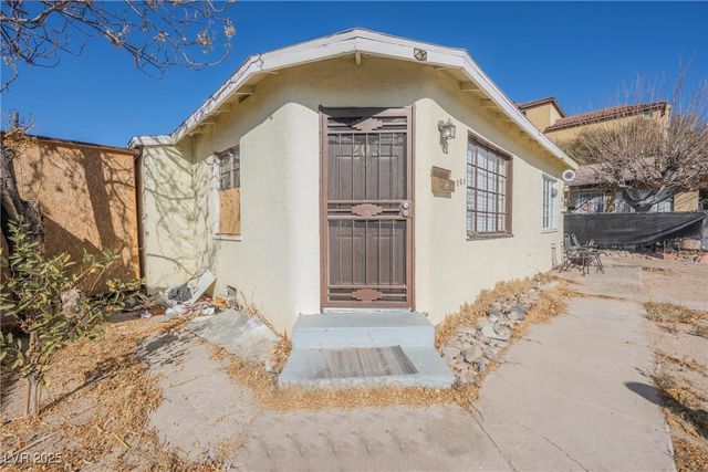 203 North 13th Street, Las Vegas, NV 89101