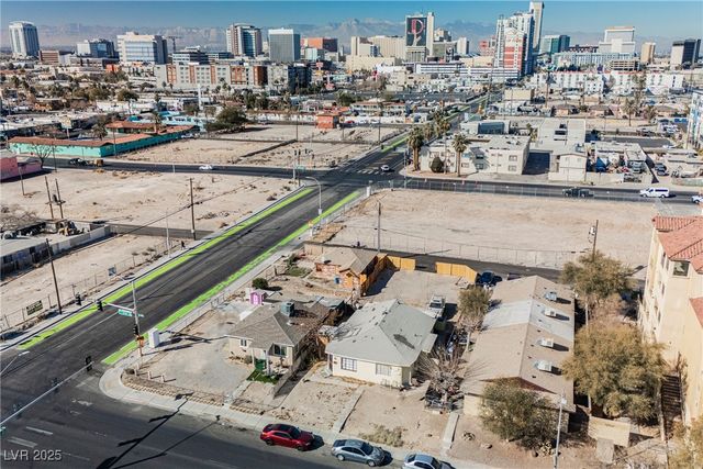 203 North 13th Street, Las Vegas, NV 89101