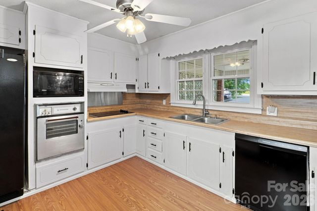 1664 Chase High Road, Forest City, NC 28043