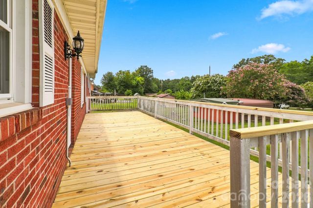 1664 Chase High Road, Forest City, NC 28043