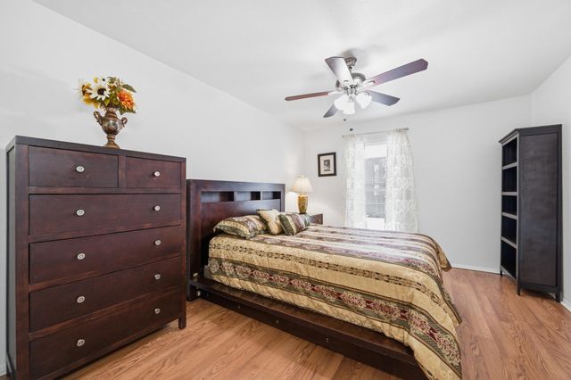 18800 Egret Bay Boulevard 300, Webster, TX 77058