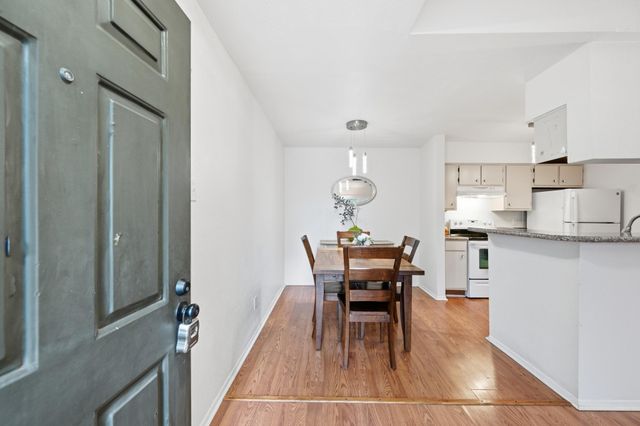 18800 Egret Bay Boulevard 300, Webster, TX 77058