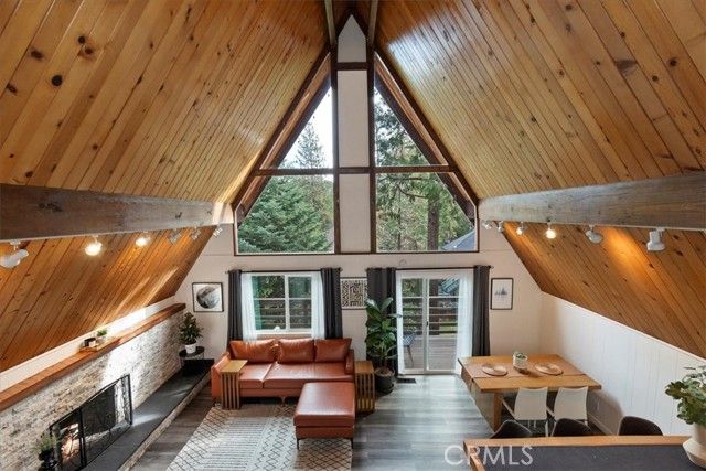 155 Birchwood, Lake Arrowhead, CA 92352