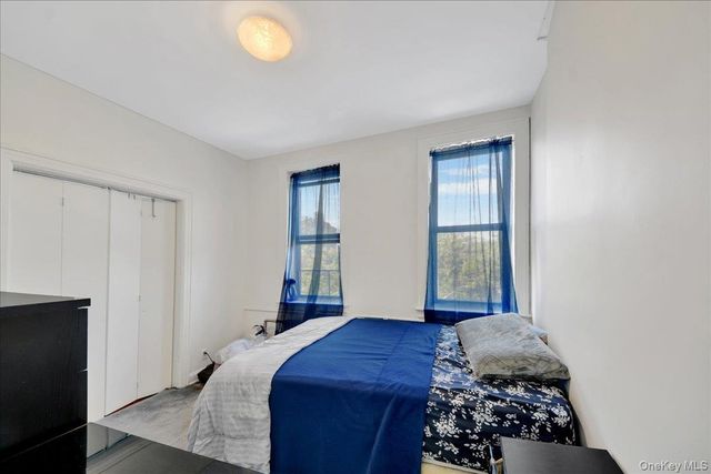 1748 Cross Bronx Expressway, Bronx, NY 10472