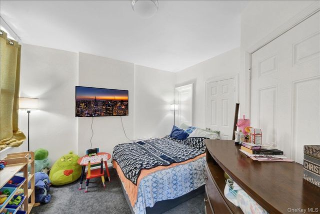 1748 Cross Bronx Expressway, Bronx, NY 10472