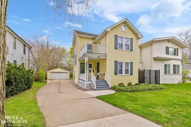 451 Saint Clair Avenue, Grosse Pointe, MI 48230