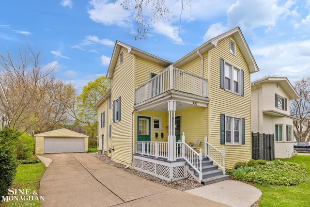451 Saint Clair Avenue, Grosse Pointe, MI 48230