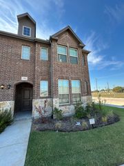 1904 Hellams Lane, Royse City, TX 75189