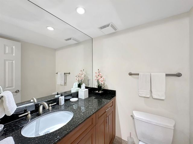 3000 N Ocean Drive 20-b, Singer Island, FL 33404