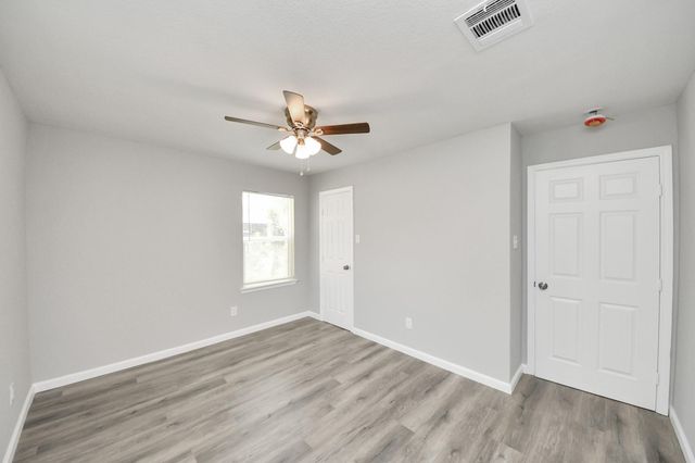 4842 Larkspur Street, Houston, TX 77033