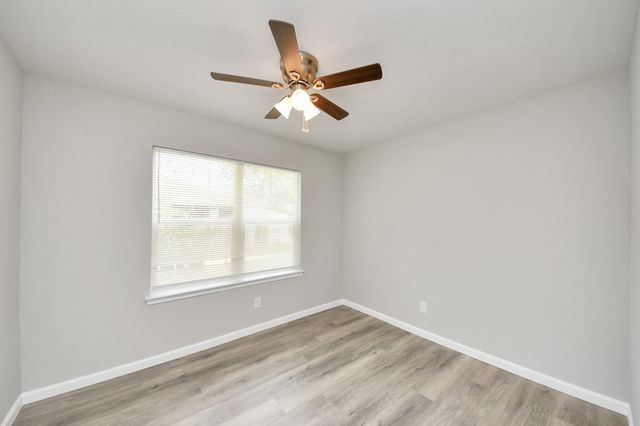 4842 Larkspur Street, Houston, TX 77033