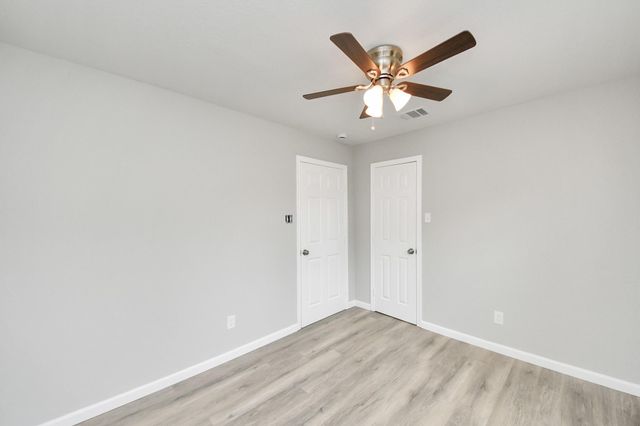 4842 Larkspur Street, Houston, TX 77033